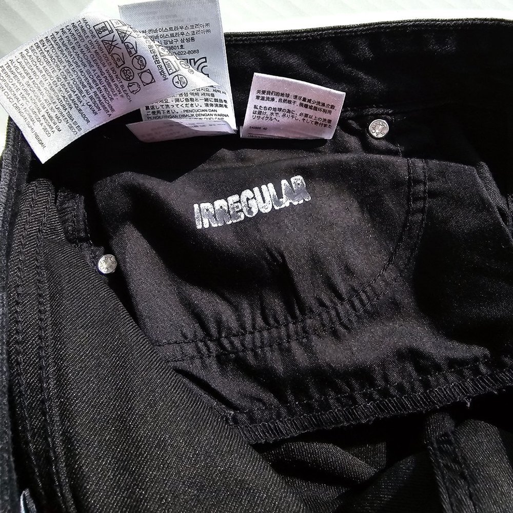Black Levi's - Size 14 - Picture 7 of 8